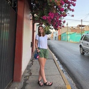 Meet your Posher, Becky